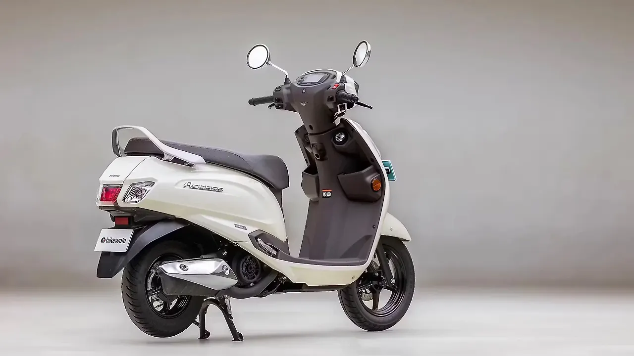 Suzuki Access 125 (2025) - Rear Styling Angle